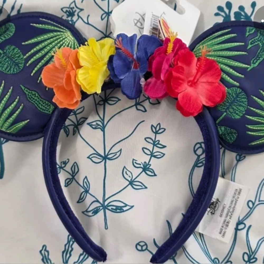 New With Tags Flowers w Butterfly Encanto Disney Ears